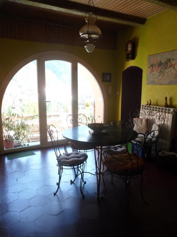Chambres D'Hotes Casa Sylvana Saint-Dalmas-de-Tende Екстериор снимка