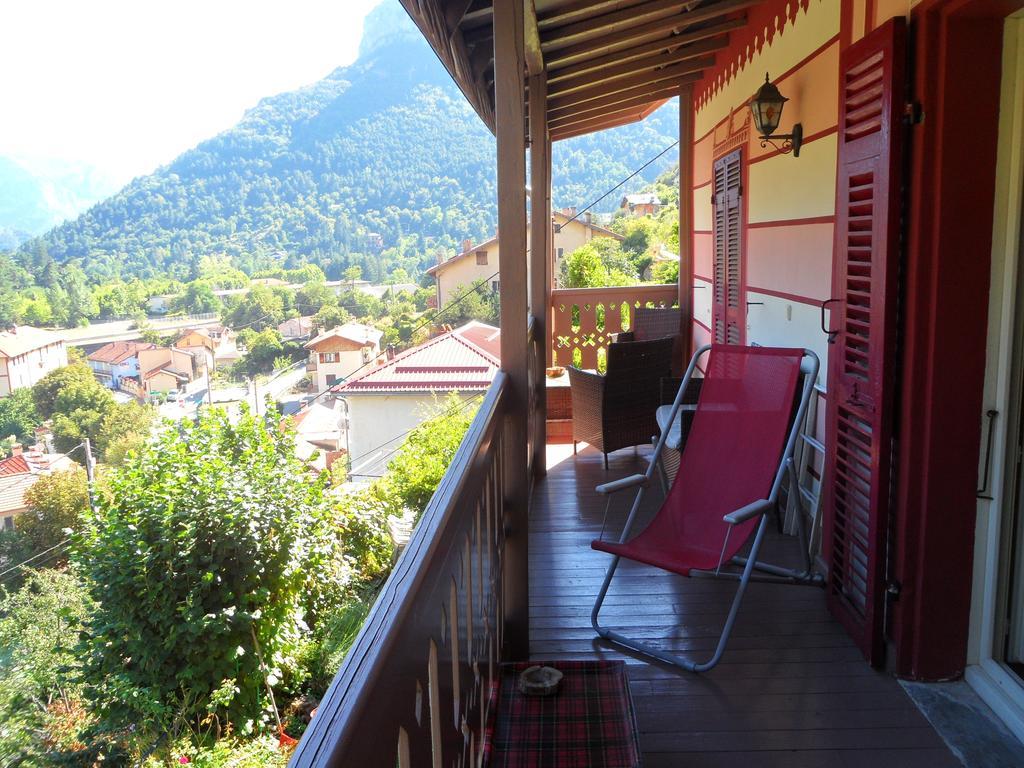 Chambres D'Hotes Casa Sylvana Saint-Dalmas-de-Tende Екстериор снимка
